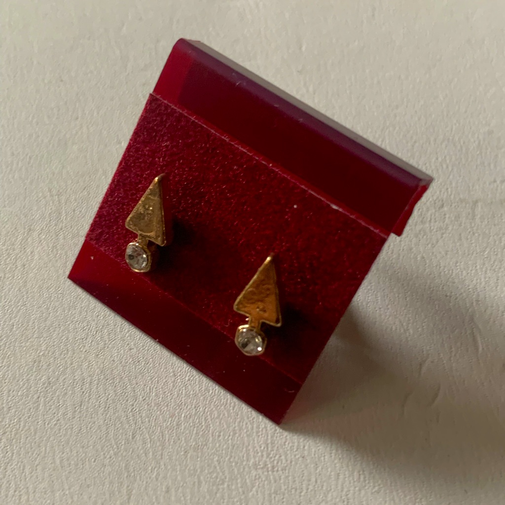 Stud Earrings Arrowhead